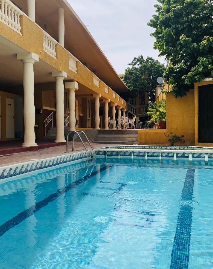 Hotel Suites Ejecutivas سيوداد ماديرو المظهر الخارجي الصورة