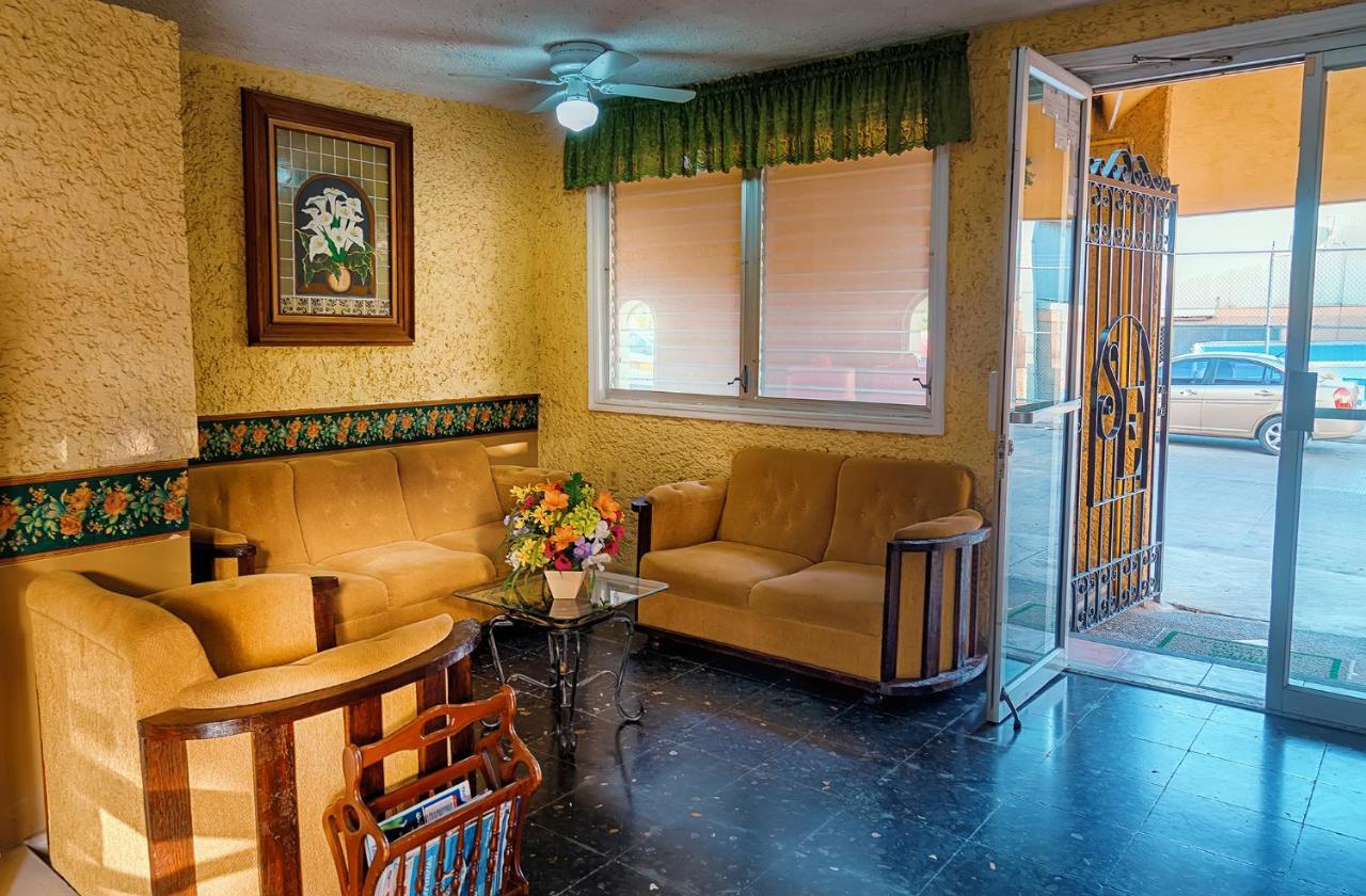 Hotel Suites Ejecutivas سيوداد ماديرو المظهر الخارجي الصورة